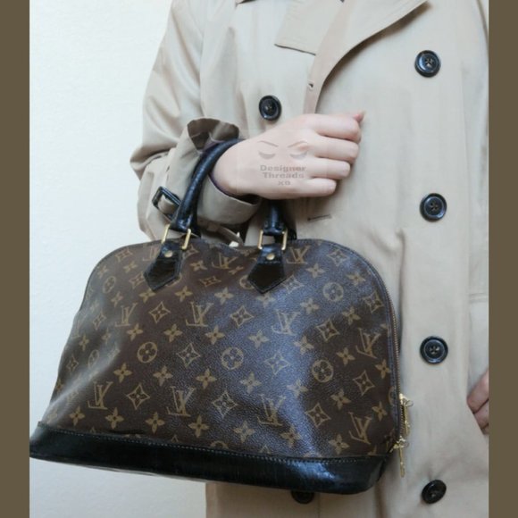 Auth Louis Vuitton Alma Monogram Canvas Handbag - Picture 4 of 14